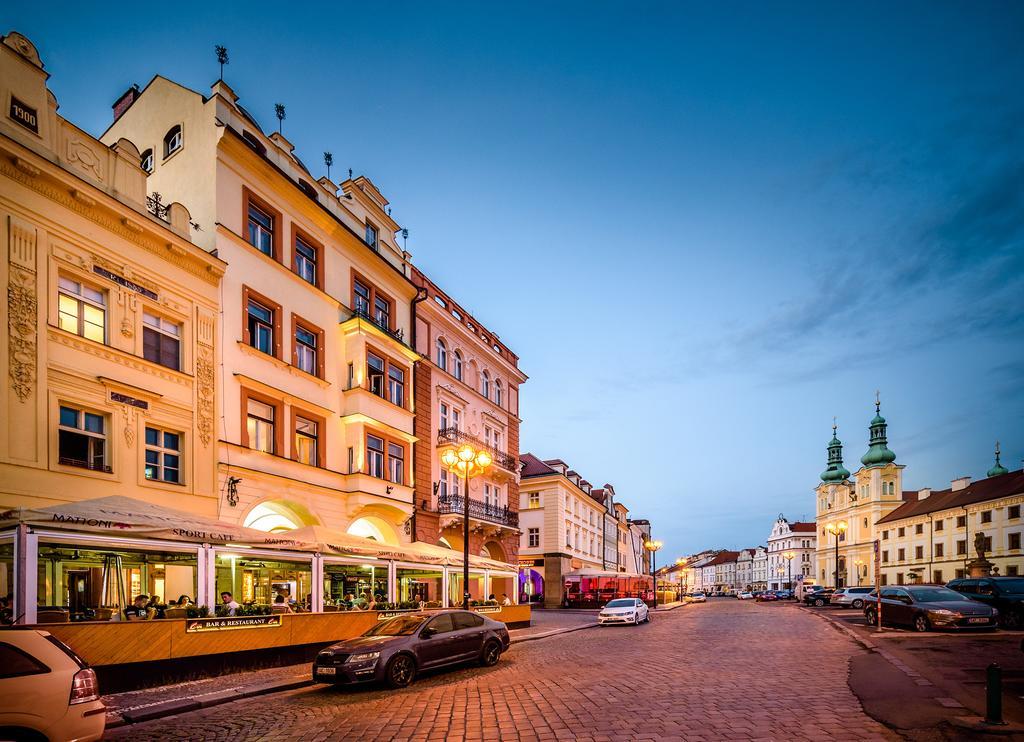 Rooftop Triplex Apartment In Centre Hradec Králové Екстериор снимка