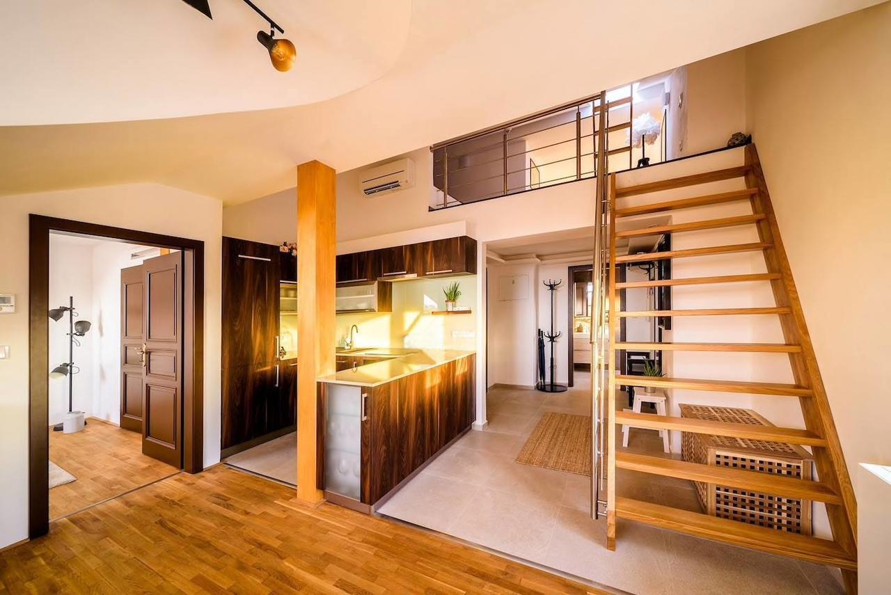 Rooftop Triplex Apartment In Centre Hradec Králové Екстериор снимка